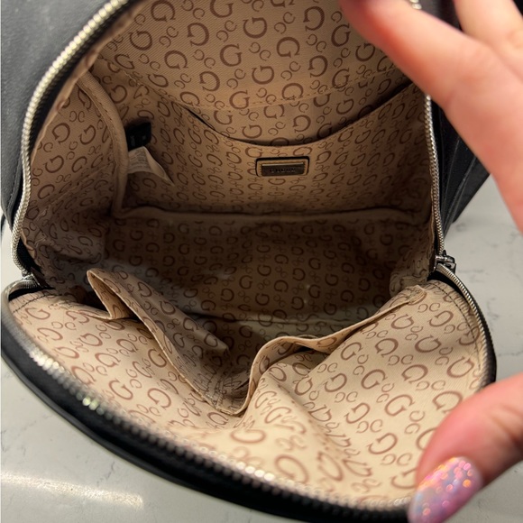 Brand New Small Designer Guess Backpack - Picture 4 of 4
